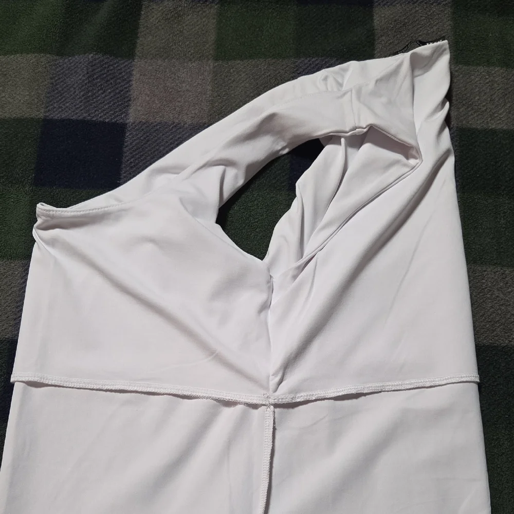Zara White Scoop Neck Tank Top - Picture 5 of 5